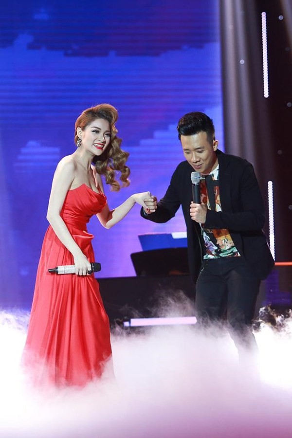 Thuy Top bi che van lot top 3 Tuyet dinh tranh tai-Hinh-5